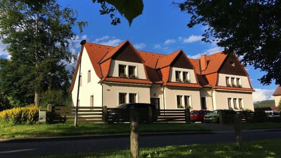 Apartmany Pod Krizovym Vrchem Adrspach Bagian luar foto